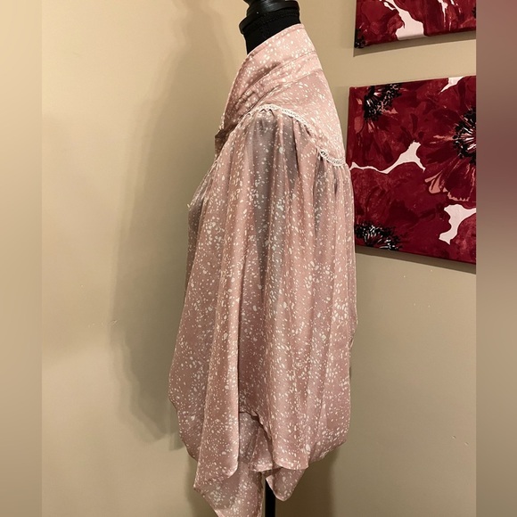 Lumiere Champagne button down Butterfly Sheer Blouse  with Tie waist, size L - Picture 3 of 5